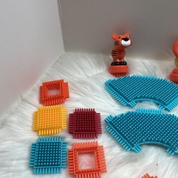 Bristle Building Blocks 37 Total Pieces Educational Toy Preschool - Picture 2 of 6
